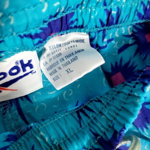 VINTAGE 90s Reebok Mens XL Swim Trunks Shorts Blue Geo Abstract UNLINED Nylon - Picture 4 of 4